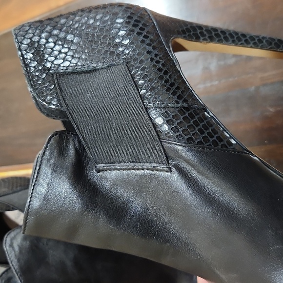 Vince Camuto booties - Picture 4 of 5